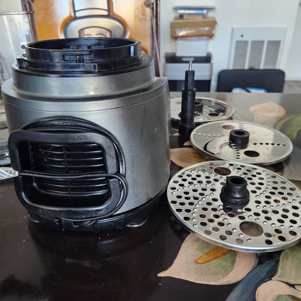 Ninja Kitchen System with Black and Silver Accents - Picture 8 of 10
